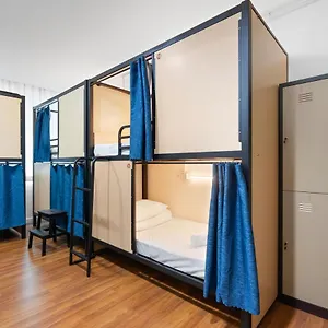 Amethyst Dorm Klcc Hostel